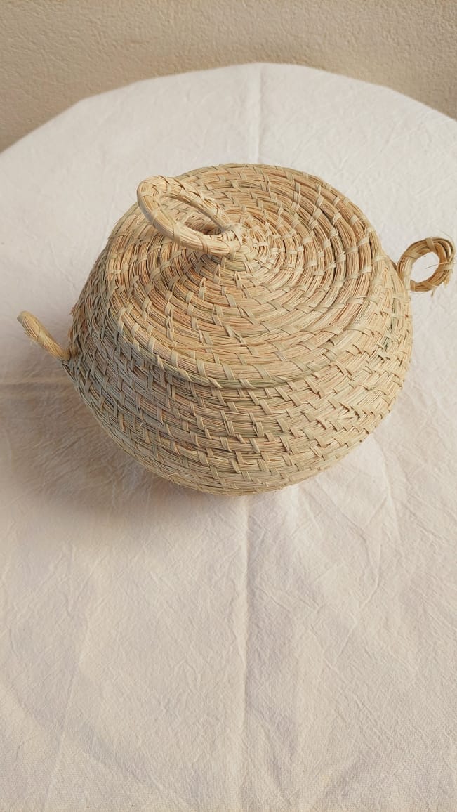 Costurero con manija