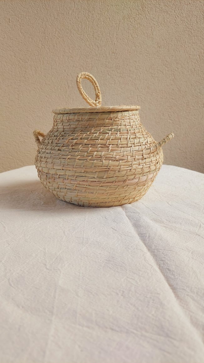 Costurero con manija