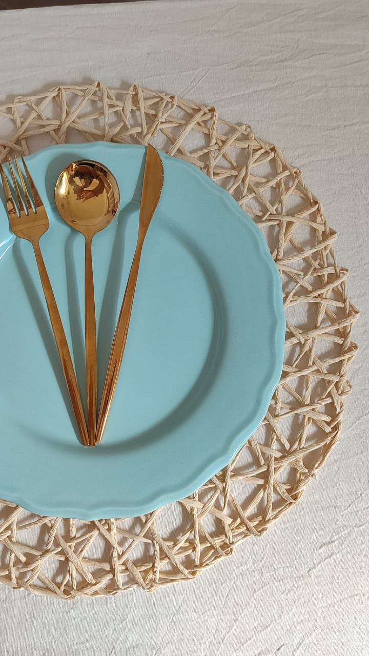 Plato de sitio calado